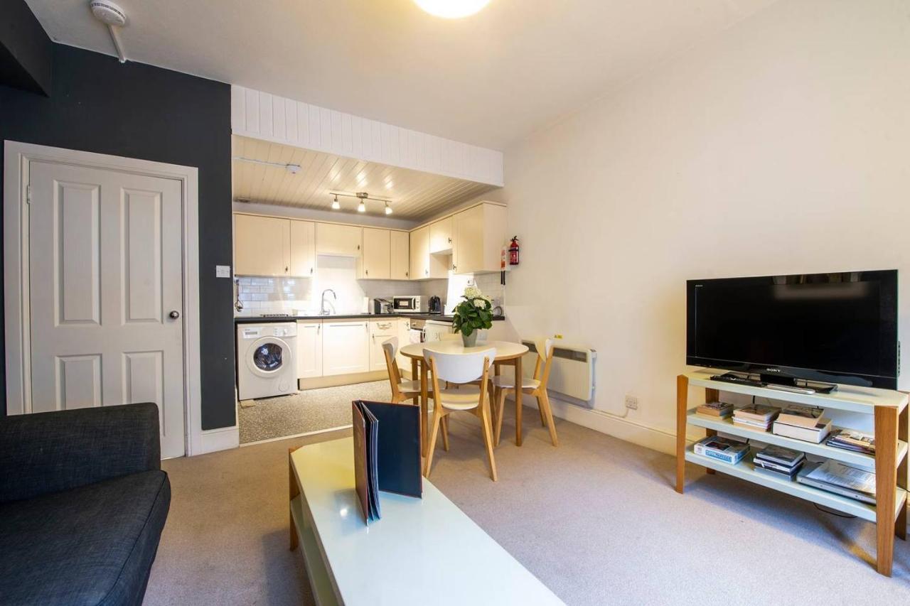 Joivy Charming Apt Close To City Centre Edinburgh Exterior foto